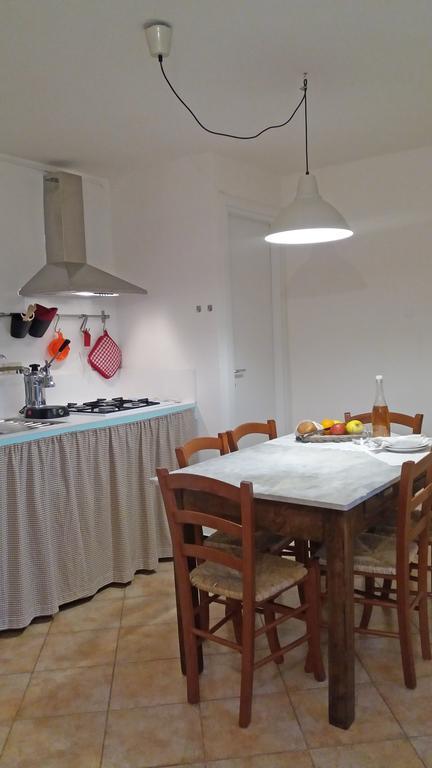 Dolce Casa Apartment Vezzano Ligure Exterior photo
